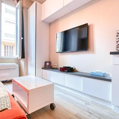 Beautiful And Cozy In The Heart Of